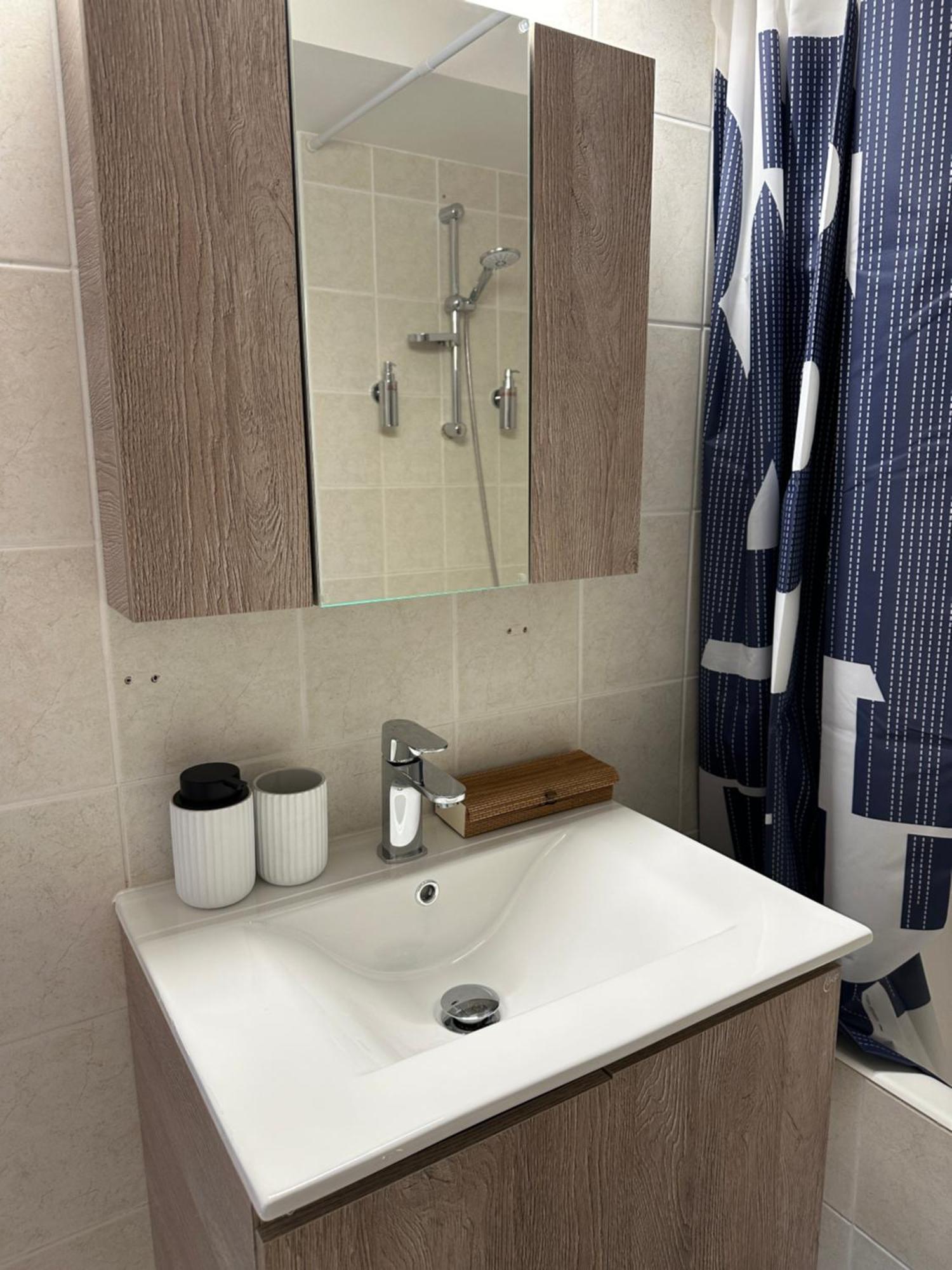 H&O Golden Sun Suite Paphos Esterno foto